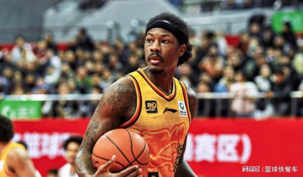 金多多策略 首秀狂轰43分5板6助！CBA弃将杀红眼：杨鸣和辽篮该考虑他了？