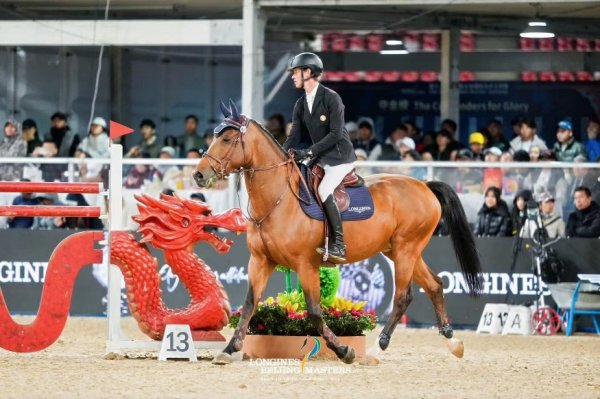 世纪汇通 京东亮相浪琴表北京国际马术大师赛 赛事同款腕表至高24期免息